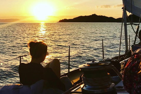 Magnetic Island Twilight Sailing Cruise - Accommodation Port Hedland 1