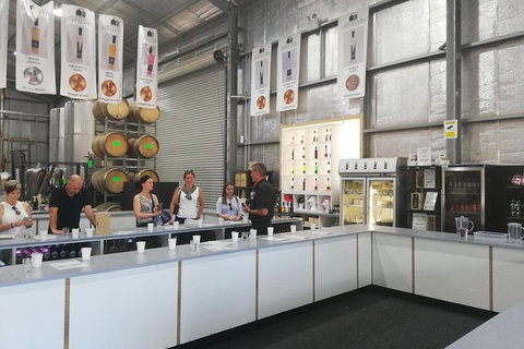Hunter Valley Private Tour Including Wine, Chocolate, Cheese, Vodka, Gin Tasting - Accommodation Port Hedland 15