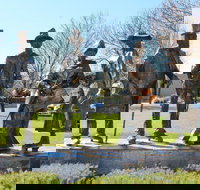 Dad Dave Mum and Mabel - Accommodation Port Hedland