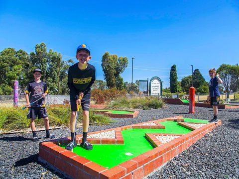 Naracoorte Mini Golf - Accommodation Port Hedland 2