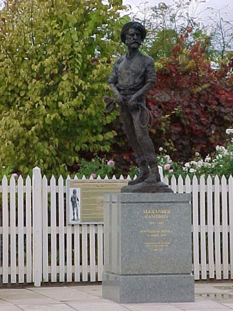 Alexander Cameron Statue - Accommodation Port Hedland 0