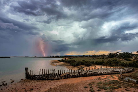 Old Number Four Barge - Accommodation Port Hedland 0