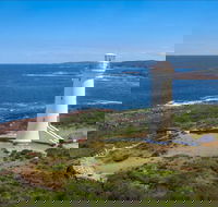 Point Stephens Lighthouse and Fingal Island - Accommodation Port Hedland