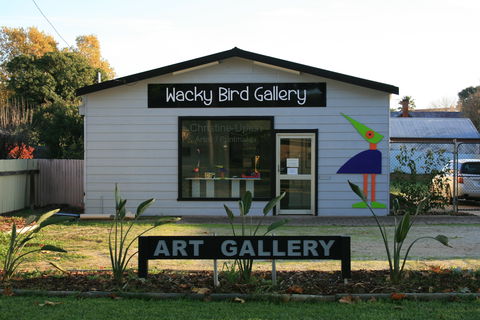 Wacky Bird Gallery - Accommodation Port Hedland 0