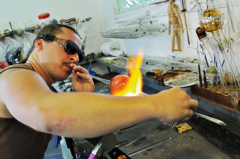 Alan Ussher Glassblowing Studio - Accommodation Port Hedland 0