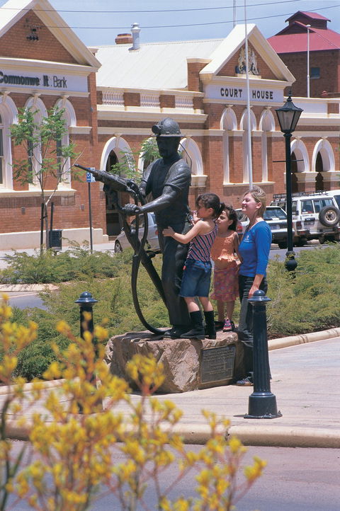 Miners Monument - Accommodation Port Hedland 2