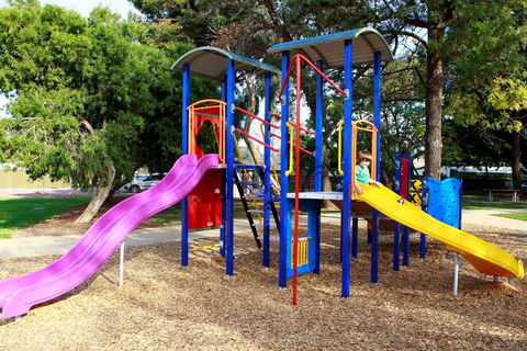 Old Gum Tree Reserve - Accommodation Port Hedland 0