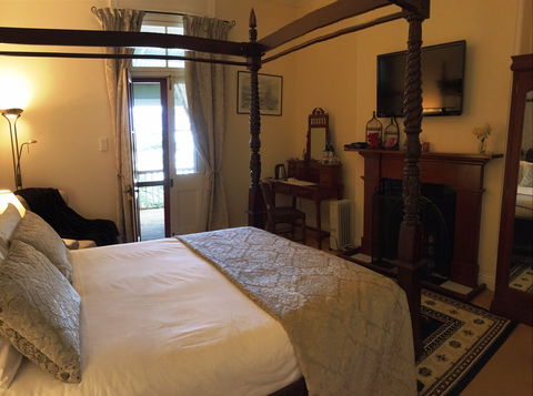 Abbey Of The Roses - Accommodation Port Hedland 1