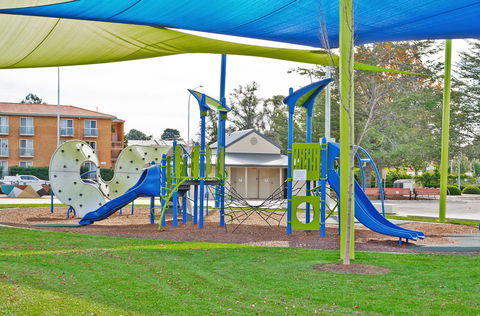 Queen Elizabeth Ll Park Queanbeyan - Accommodation Port Hedland 0