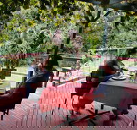 The Aussie Stop offering Breakfast with Koalas - Accommodation Port Hedland