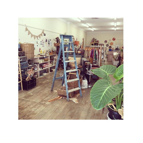 Finds On Fitzroy - Retro And Vintage - Accommodation Port Hedland 0