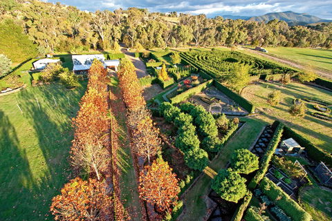 High Country Maze - Accommodation Port Hedland 1