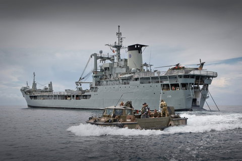 HMAS Tobruk Dive - Accommodation Port Hedland 2