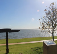 The Donald Campbell Obelisk - Accommodation Port Hedland