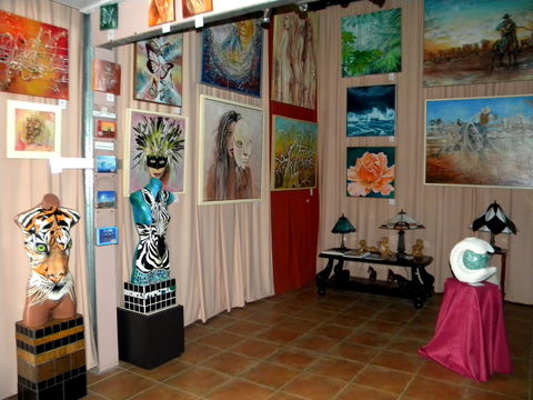 Alpha31 Art Gallery And Sculpture Garden - Accommodation Port Hedland 2