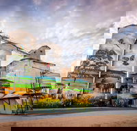 Grenfell Commodities Silos - Accommodation Port Hedland