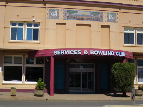 Gunnedah Services And Bowling Club - Accommodation Port Hedland 0