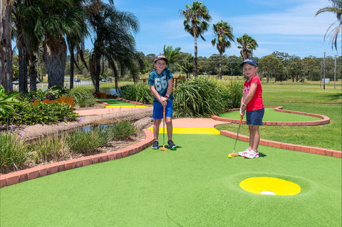 Port Macquarie Driving Range And Mini Golf - Accommodation Port Hedland 2