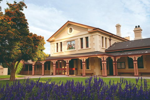 Half Day City Heritage Tour - Accommodation Port Hedland 2