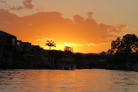 Romantic Gondola Dinner Cruise For Two - Accommodation Port Hedland 9