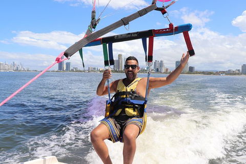 Gold Coast Parasailing - Solo, Tandem, Triple - Accommodation Port Hedland 5
