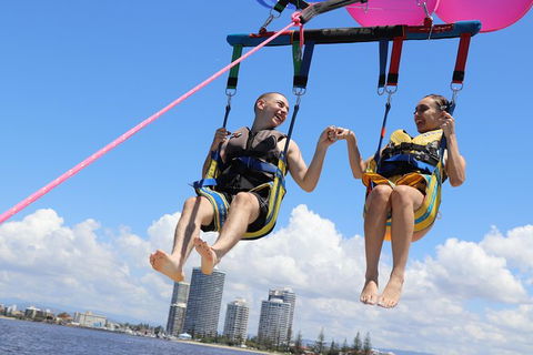 Gold Coast Parasailing - Solo, Tandem, Triple - Accommodation Port Hedland 7