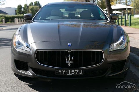 Maserati Quattroporte Limousine Transfer Cairns Airport To City - Accommodation Port Hedland 9