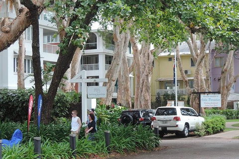 Airport Transfer - Palm Cove, Kewarra Beach & Trinity Beach To Cairns Airport - Accommodation Port Hedland 6