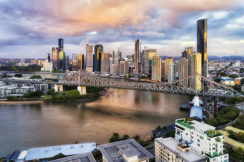 Brisbane Airport Transfers : Brisbane Airport BNE To Brisbane In Luxury Van - Accommodation Port Hedland 4