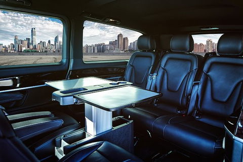 Brisbane Airport Transfers : Brisbane To Brisbane Airport BNE In Luxury Van - Accommodation Port Hedland 1