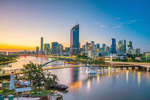 Brisbane Airport Transfers : Brisbane Airport BNE To Brisbane In Luxury Car - Accommodation Port Hedland 5