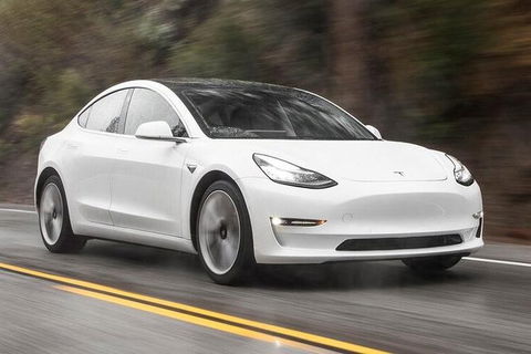 Adelaide Airport Departure Transfer In A Tesla Model3 EV - Accommodation Port Hedland 1