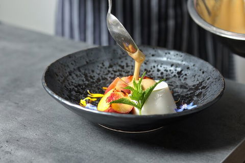 Cook Like A Pro In Taroona - Accommodation Port Hedland 3