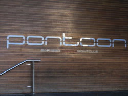Pontoon Bar - Accommodation Port Hedland 1