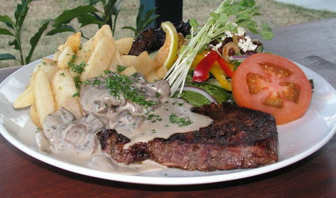 Fairways Tavern - Accommodation Port Hedland 1