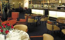 Castlereagh Lounge - Accommodation Port Hedland 0
