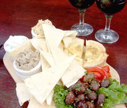 The Grand Hotel - Kiama - Accommodation Port Hedland 2