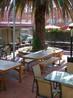 Peacock Inn Hotel - Accommodation Port Hedland 2