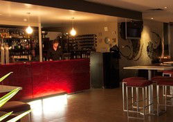 Metro Bar And Bistro - Accommodation Port Hedland 2
