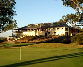 Macarthur Grange Country Club - Accommodation Port Hedland 0