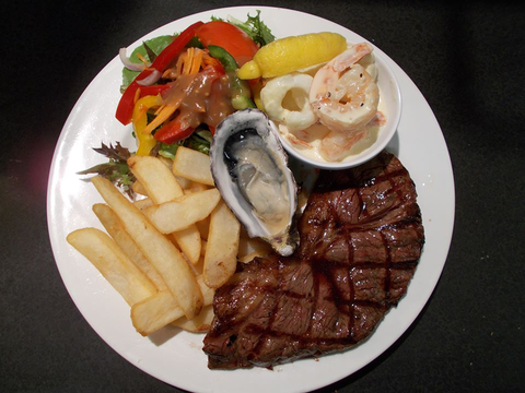 Berserker Tavern - Accommodation Port Hedland 1