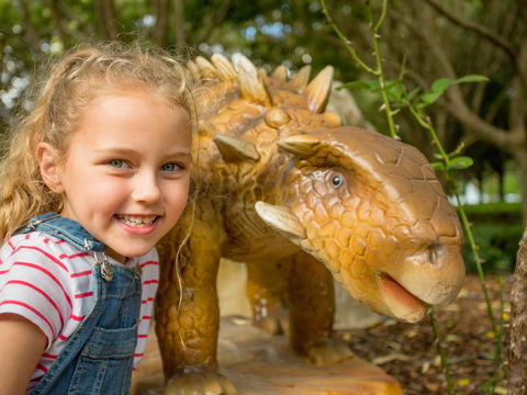 Mega Creatures At Hunter Valley Gardens - Postponed - Accommodation Port Hedland 2