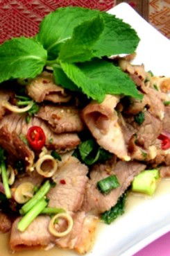 Lao-Thai Luammit Restaurant - Accommodation Port Hedland 3