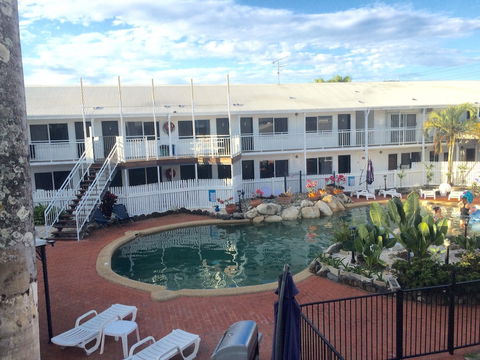 Cairns New Chalon - Accommodation Port Hedland 4