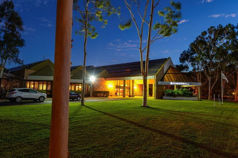 DoubleTree By Hilton Alice Springs - Accommodation Port Hedland 1