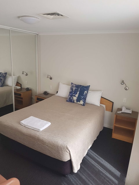 Belconnen Way Hotel Motel And Serviced Apartments - Accommodation Port Hedland 5