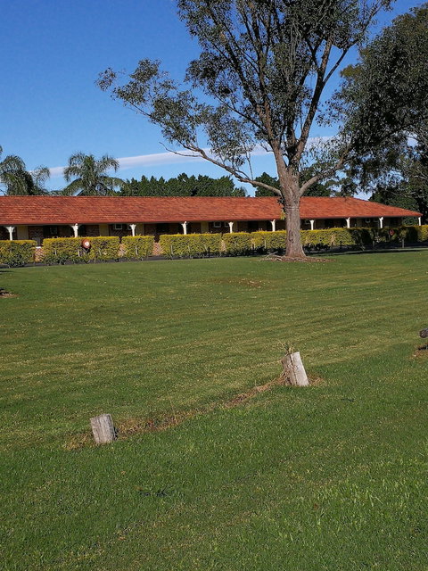 Lakeside Lodge Motel - Accommodation Port Hedland 0