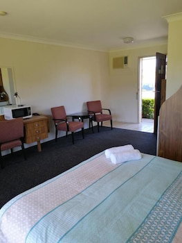 Lakeside Lodge Motel - Accommodation Port Hedland 6