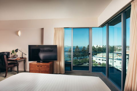 The Port Lincoln Hotel - Accommodation Port Hedland 6