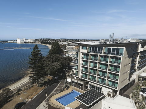 The Port Lincoln Hotel - Accommodation Port Hedland 2